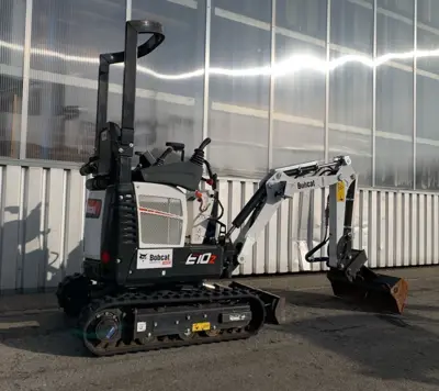Bobcat E10z  Stage V / 2025 / M014367