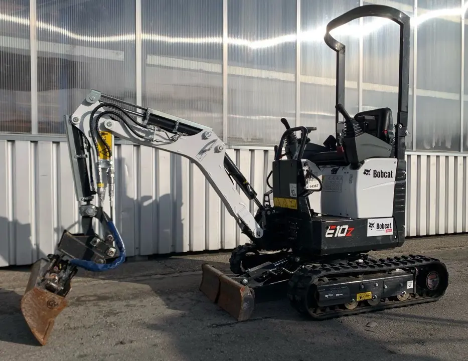 a894b5bd-0ffd-44b9-beb9-48d6305e03db-leiserag-bobcat-bagger-E10z Stage V 3.jpg