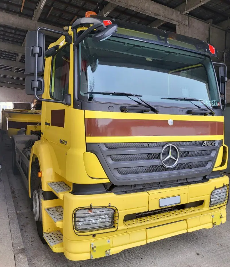 da793521-6121-4874-b3b1-9c05419d2100-LKW Mercedes AXOR 2.jpg