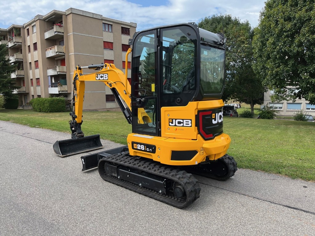 725fbd35-925b-488f-9485-f14891266bbc-26C-1 2.jpg