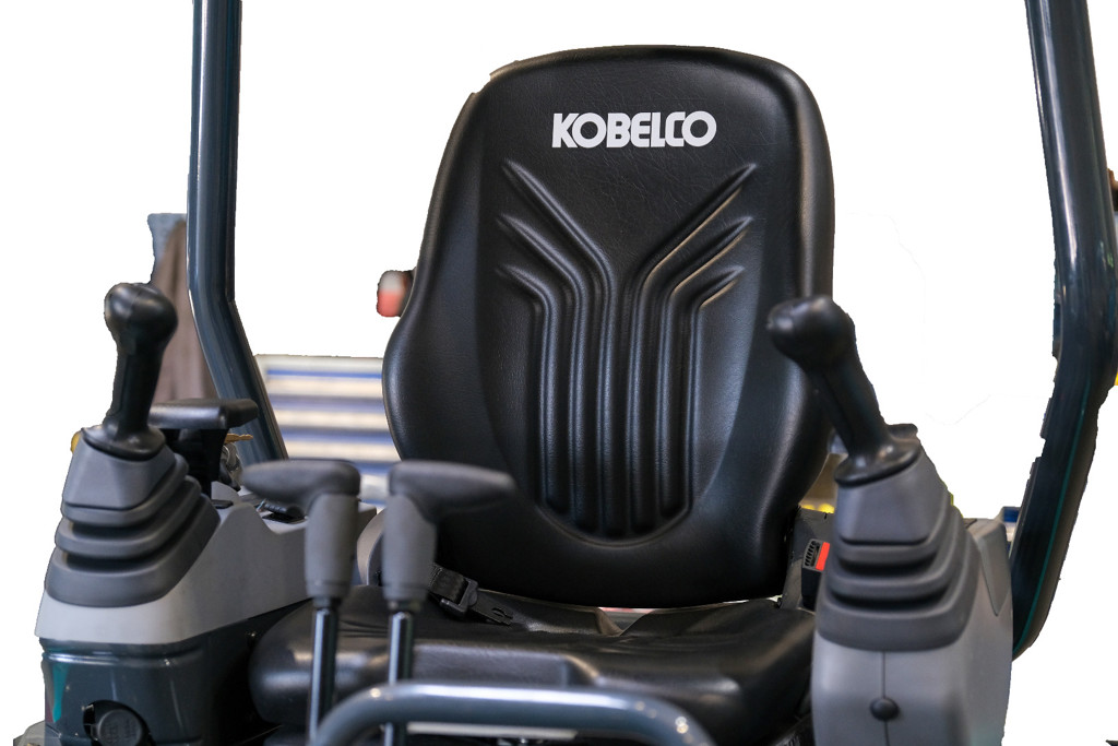 5e95e8c2-7c3b-401e-8b46-e09aea8b802e-Grammer Sitz.jpg