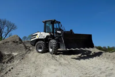 YANMAR Schwenklader V70S