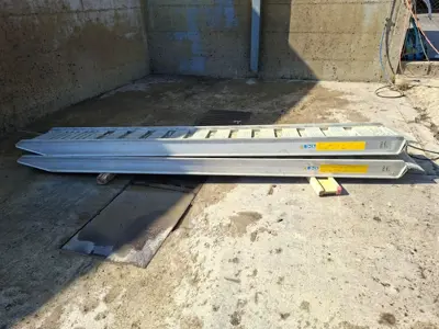 Alu-Verladerampen max. 9.4to