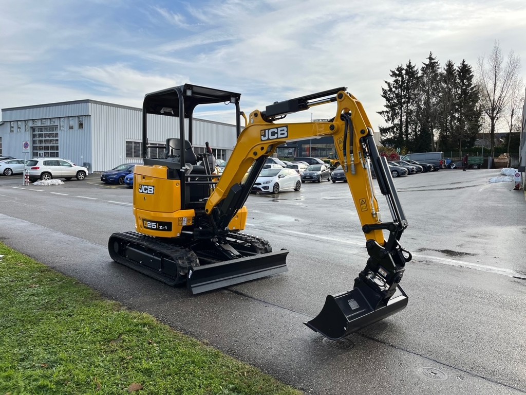 e2af44ba-6687-4606-a2c1-313852edd562-25Z-1 10.png