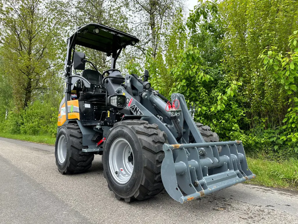 Giant G2200 Elektro X-tra / 2022 / M012849