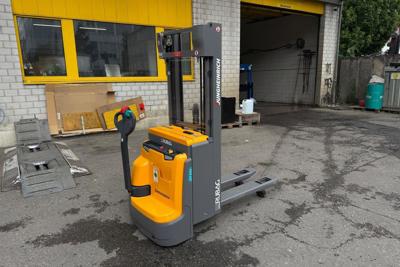 JUNGHEINRICH Elektro-Deichselstapler EJC 112z