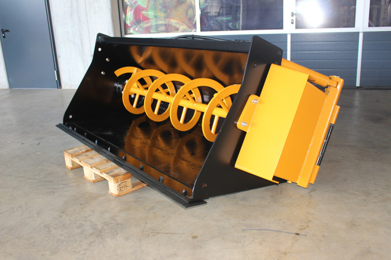 81269a3e-e87c-40f3-8e0a-c0e31566dbcc-Materialschaufel (1).JPG