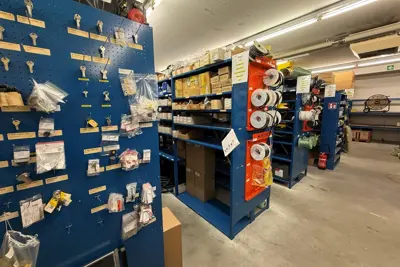 LISTA Fachbodenregale