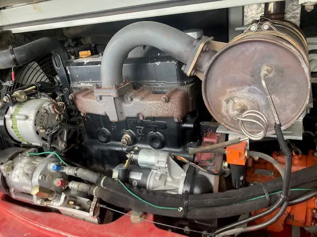 b76c415d-1b70-4a38-9dd1-2e2fb2fae3dd-Takeuchi TB175_08.jpg