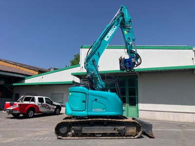 Raupenbagger Kobelco SK140SRLC-7, Mietrückläufer in Vollausrüstung