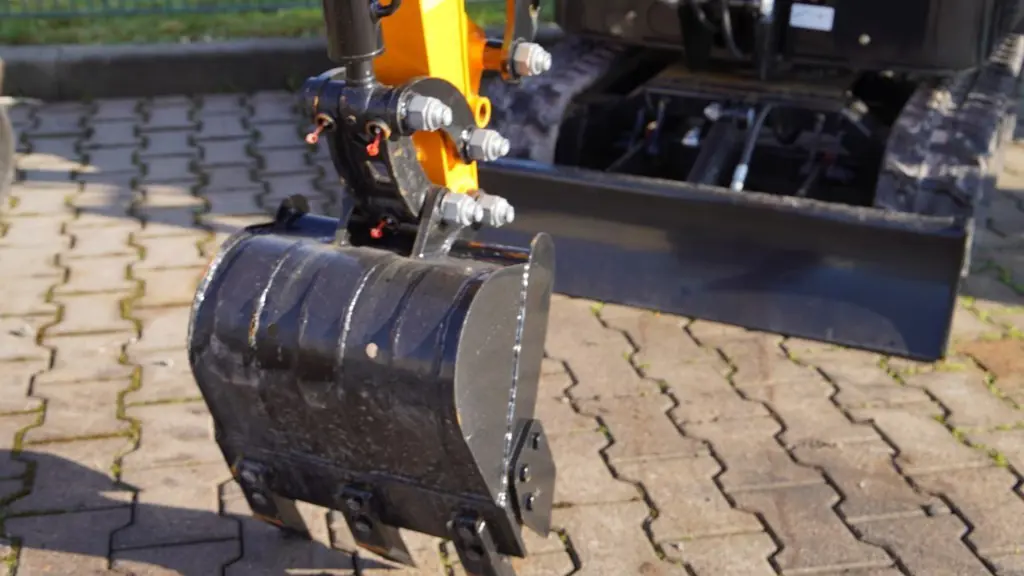 9e591760-5f01-4080-a3b0-5cd033ce6005-MIVA Bagger.jpg