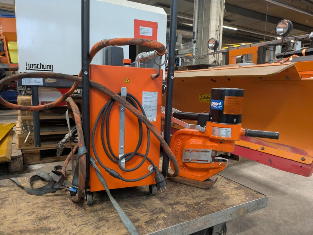 2f884fa0-d436-487c-a65e-9356962c03a7-Medien (16) - Kopie.jpg