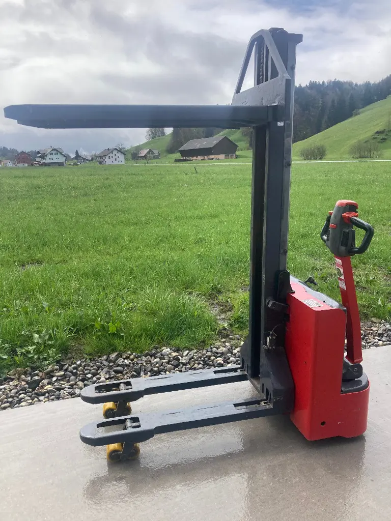 feacfbf1-a96f-45c6-88b7-e20aa14164ae-Linde09.jpg