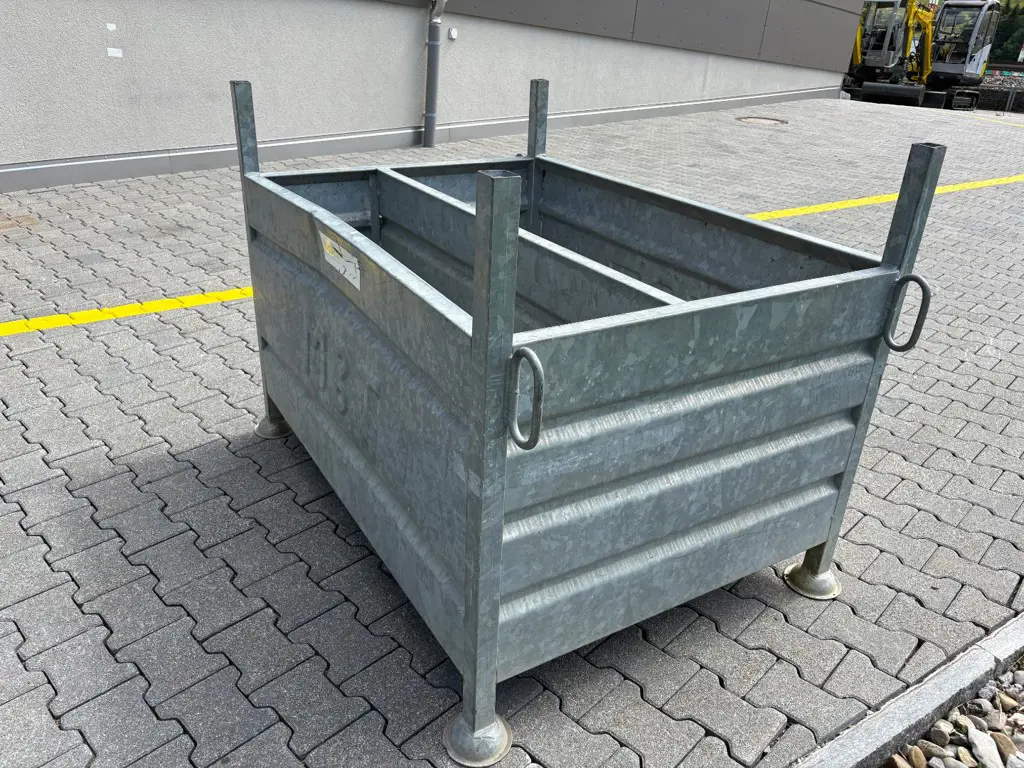 ef3b6a86-70d4-4a03-b911-4037a40917a7-MBT Transportkiste (4).jpg