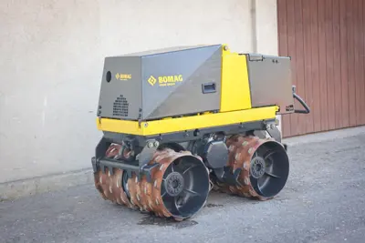 Rouleau de tranchée Bomag 1.6 T - S.01.23
