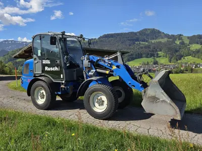 Radlader WL 37 mit Schneefräse & Schneepflug, usw.
