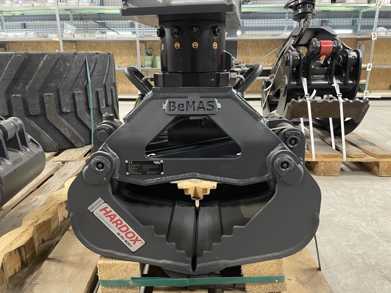 3cafc9eb-4caf-47f6-8e31-5c8cc95aa079-Greifer UG 04.JPG