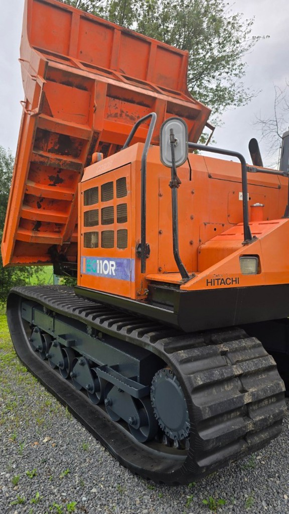 04b18aa8-55e2-4445-a531-489a3fdccbce-used tracked dumper.jpg