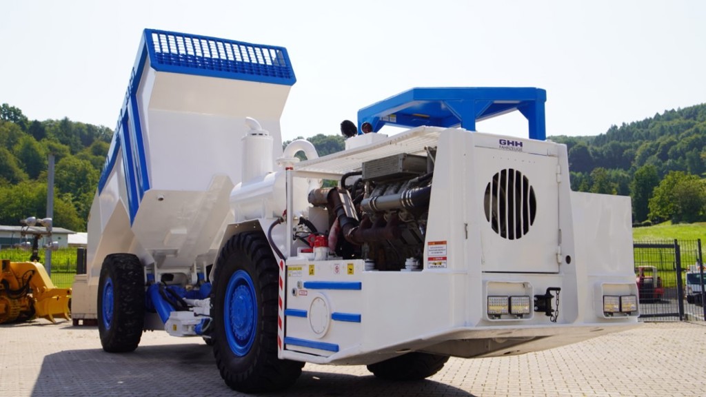 55682294-3a3a-44ba-b626-796891b45de7-gebrauchte tunneldumper.jpg