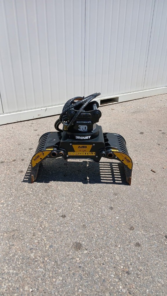 88b6a61c-cbc6-44a5-a40f-acb6add0924d-WhatsApp Image 2025-07-17 à 13.jpg