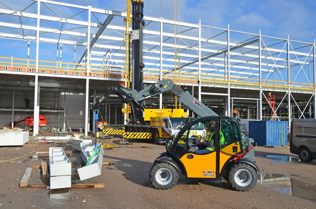 Giant GT5048 / 2025 / M014902