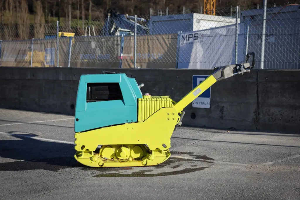 dfd3c3bd-b637-4303-afd3-34c52ae3990a-AMMANN APH 6530 - 11694854_ (2).jpg