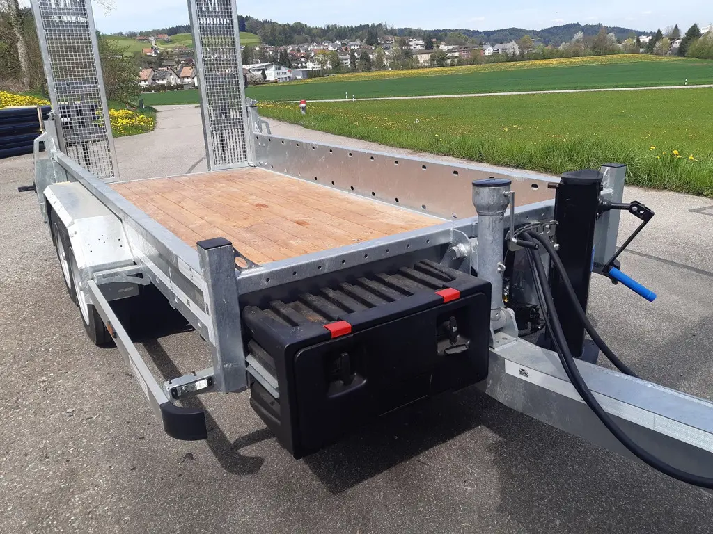 Tieflader 6.5t für VW, Dodge RAM LandCruser