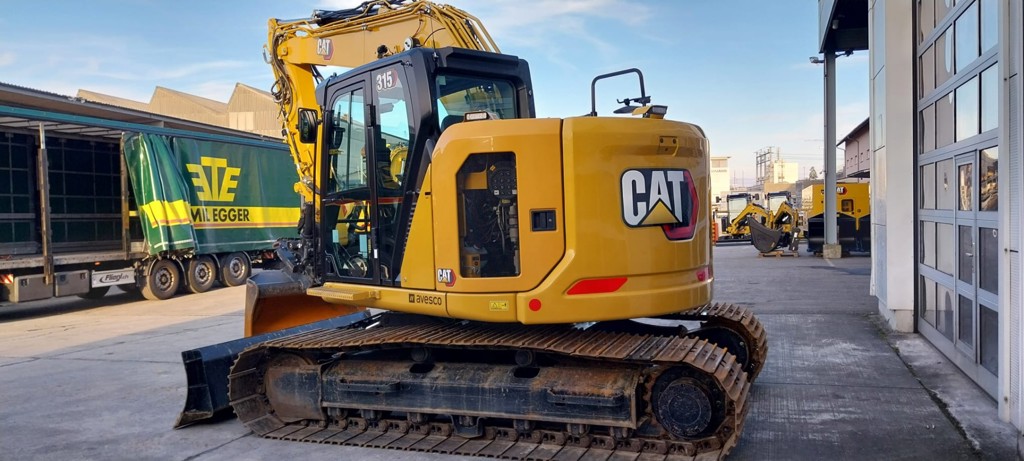 eac27f1d-9835-4d55-a402-3f72e29bef76-WhatsApp Image 2025-11-10 at 15.58.14 (1).jpg