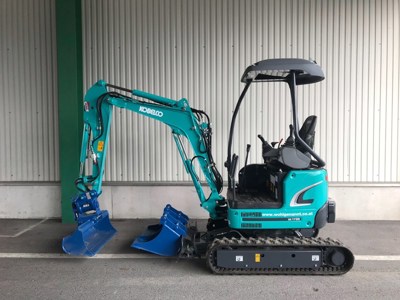 Bagger Kobelco SK17SR-3E