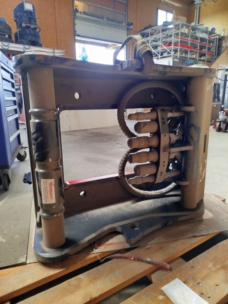 3017c6f3-1f1b-4ae6-9f8f-73fad6ea883d-WhatsApp Bild 2025-08-12 um 16.jpg