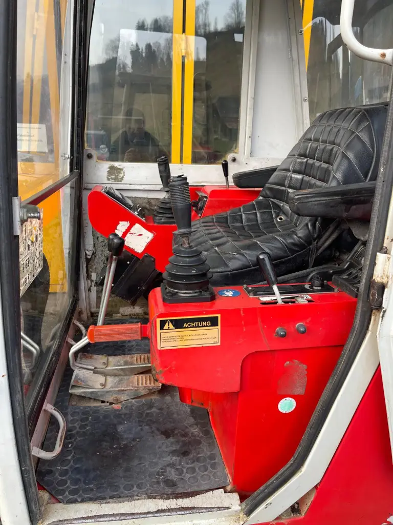 72caa110-4e1c-4b12-884b-2db9d5dac2b7-WhatsApp Image 2026-03-09 at 08.50.00 (4).jpg