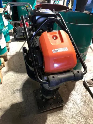 Pilonneuse Husqvarna