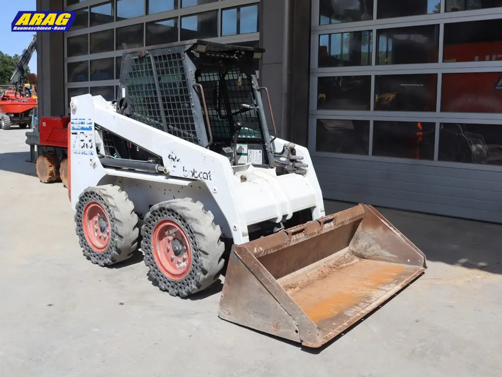 b81149e6-5973-4c1b-9f5c-0d2ddaa75cf1-Bobcat 763H_19003722_06.jpg