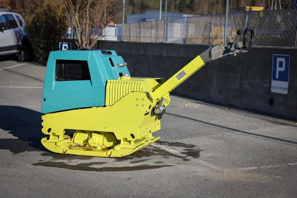 ca16cfa4-2d55-4507-b1f8-81257e18b3d2-AMMANN APH 6530 - 11694854_ (3).jpg