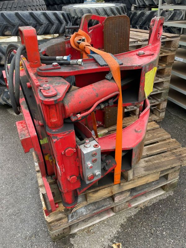 28d6510d-1c53-4876-a4df-4cb731332a07-WhatsApp Image 2024-06-26 à 16.36.25_236e5bc8.jpg