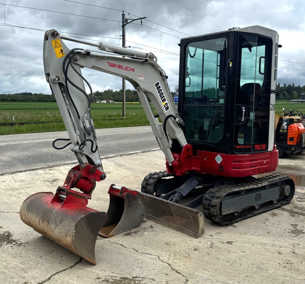 7491c64c-d098-41b6-a3a5-e40e6036ddfd-WhatsApp Bild 2025-04-25 um 14.jpg