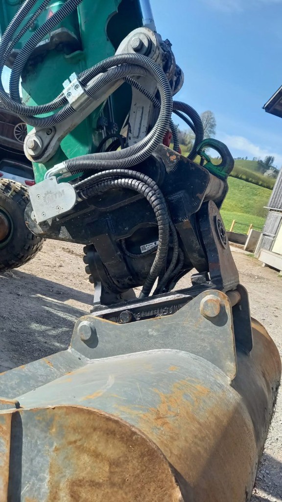 a2dfa58a-8c14-427c-b54c-a09215c8cbf4-WhatsApp Bild 2025-10-31 um 18.jpg