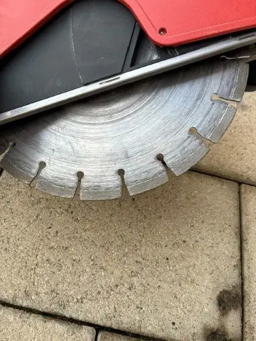 61cc36a3-82a1-4f11-91d1-05920f5fd0cf-Hiltifräse 1.jpg