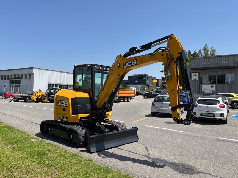 4733ba78-2c4f-4fe4-9d38-7c549bf4f9bf-50Z-2 7.jpg