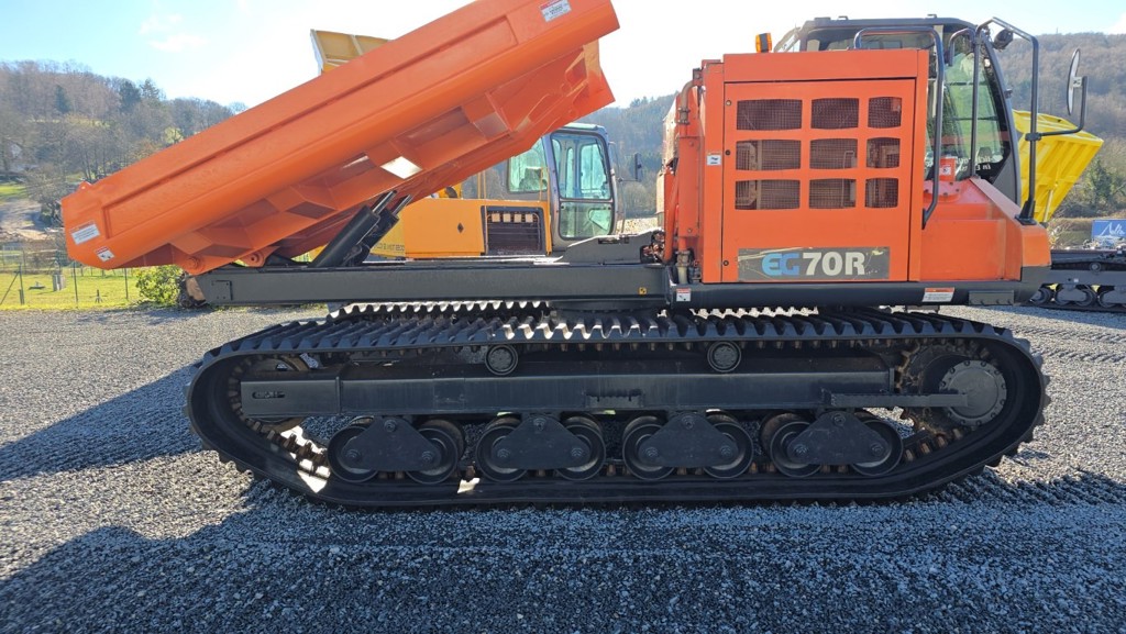 f338611c-cf94-45f7-a2a4-0c29384562b1-hitachi dumper.jpg