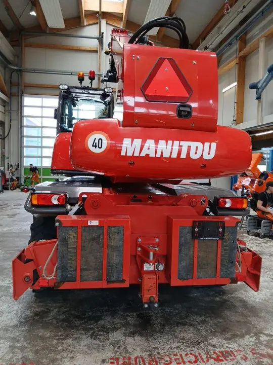 bc24957c-6398-4baf-997b-6c46a6eb7a58-Maschine hinten.jpg