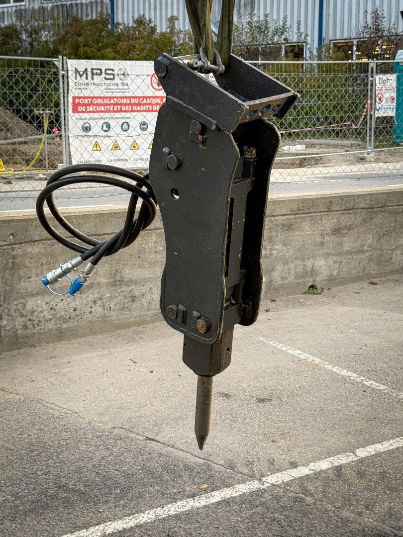 83653c4b-84e6-4a12-8ad6-cc5b54f24593-TKB-71 (1).jpg