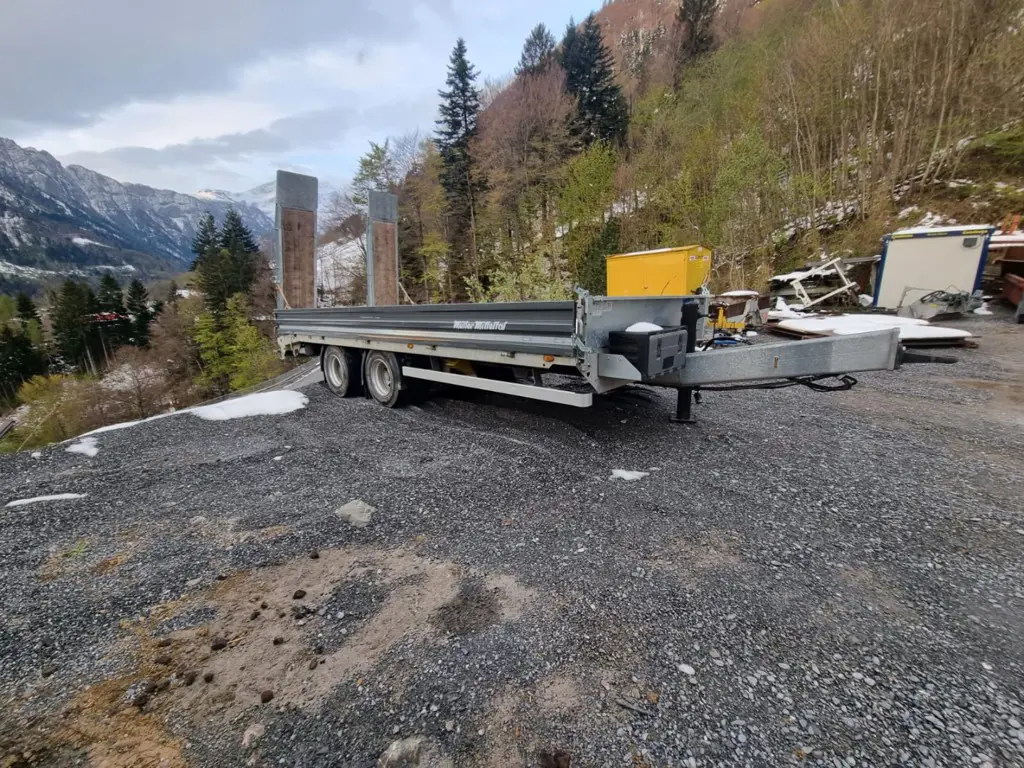 Tieflader Müller Mitteltal ETÜ-TA-R 18.0, Jg. 2020
