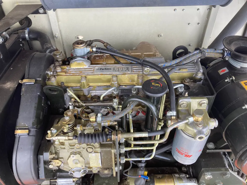 3dbdeb78-6c83-43e1-a9fa-288b50e80bf6-Schaeff SKL 831A Pneulader (7).jpg