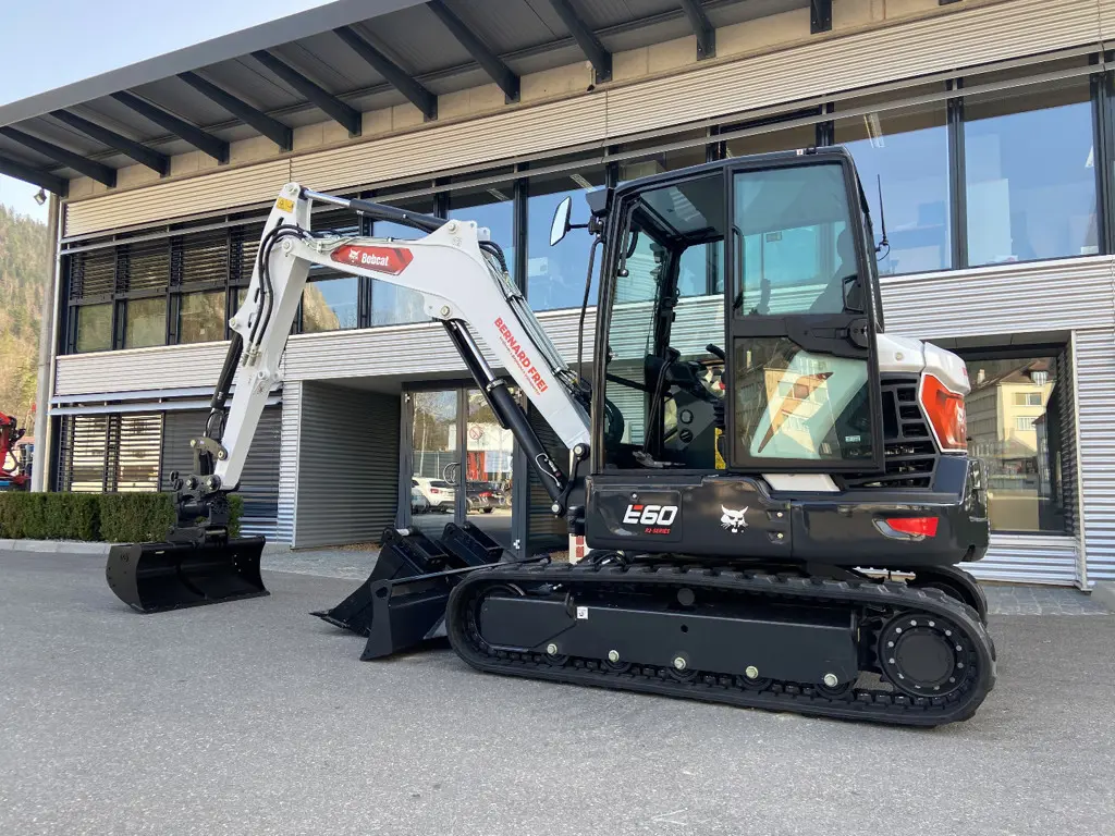 Bobcat E60 E2 V / 2021