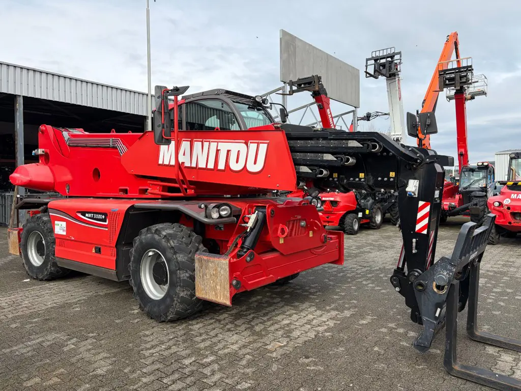 Manitou MRT 3050 Privilege PLUS ST4 S2 / 2017 / M010343