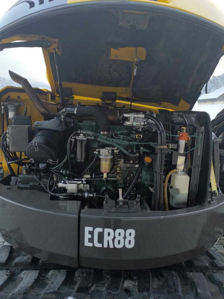 83ce84ad-0695-4044-93cf-a557789623ae-Volvo ECR88 (5).jpg