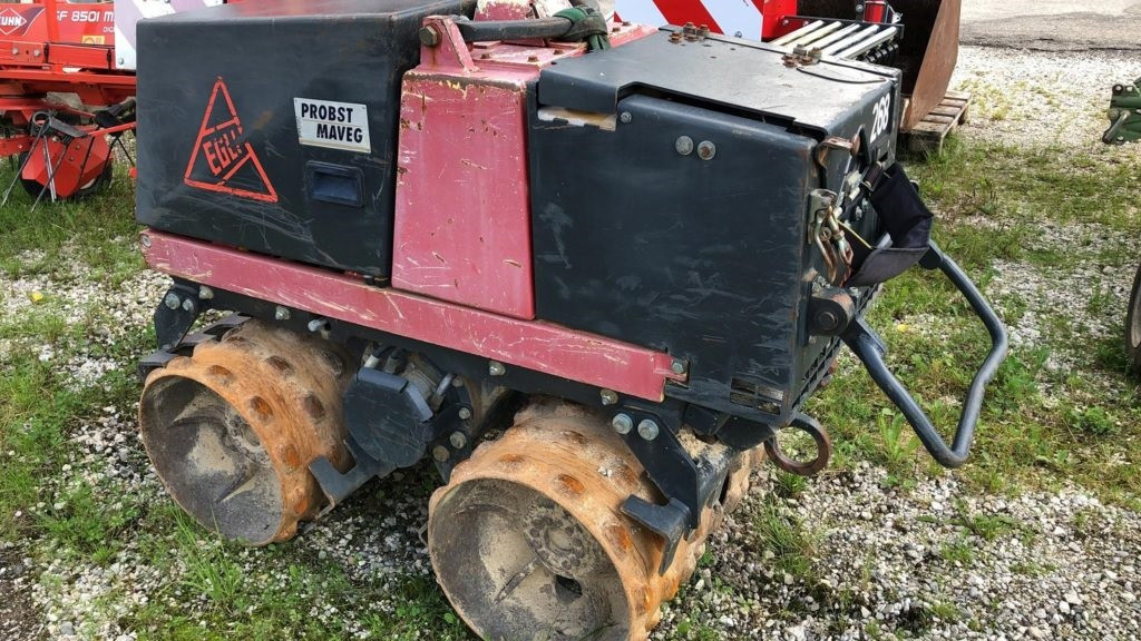 e518e1a8-5c71-43d9-a26d-32a0f99903c9-Movag Top Elagage (3).jpg