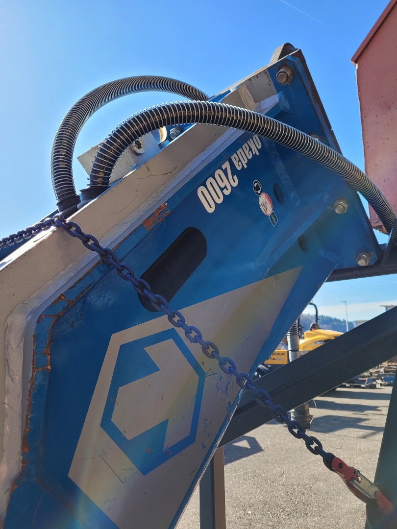 79779c6f-9ef4-441f-9733-7ad70cd95471-2600 4.png