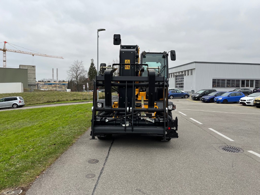 cdd6510e-ec54-4935-bfd0-4d8a9df39c7d-558-260R 9.png